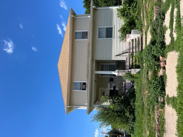 828 Avenue A - 2